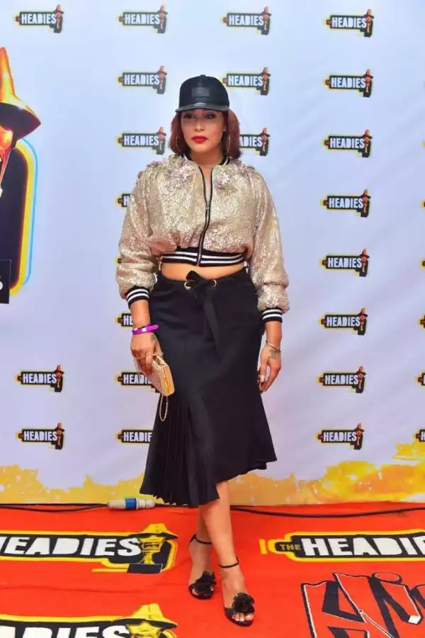 What do you think of Adunni Ade’s outfit? #TheHeadies2016 